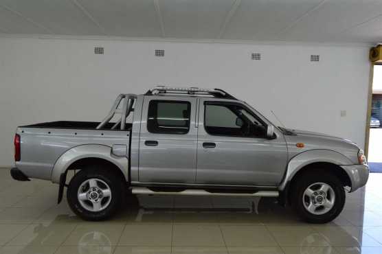 2007 Nissan - Hardbody III 2400i SE Double Cab