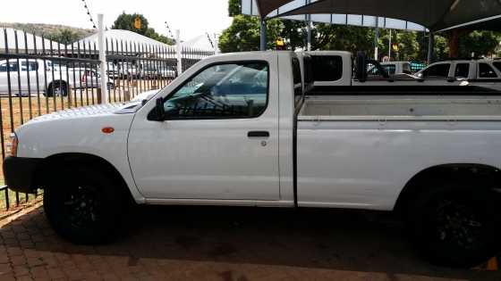 2007 Nissan NP300 2.0 petrol