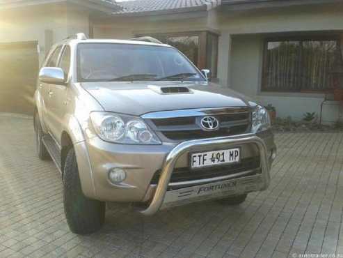 2007 TOYOTA FORTUNER 3LT DIESEL 4 X 4