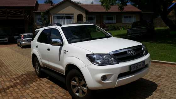 2007 Toyota Fortuner 4.0 V6 Raised Body 2x4