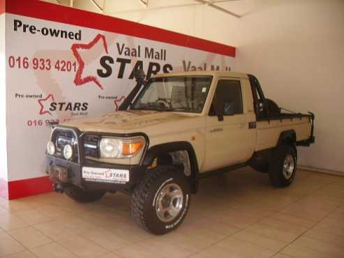 2007 Toyota Land cruiser 4.5 petrol manual bakkie