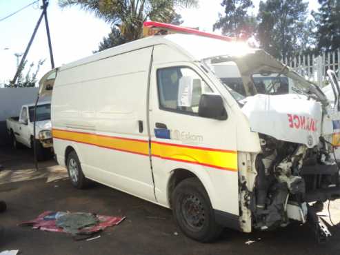 2007 toyota quantam d4d 2.5 body with papers no engine no gearbox R20000