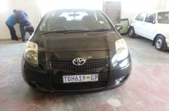 2007 toyota yaris 1.3 5 doors black