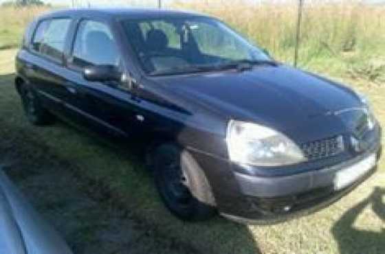 2007Renault Clio vavavoom for sale.