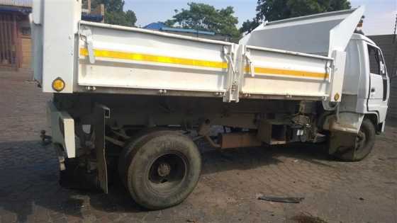 2008 DELTA 3 TON TIPPER - STRIPPING 4 SPARES.