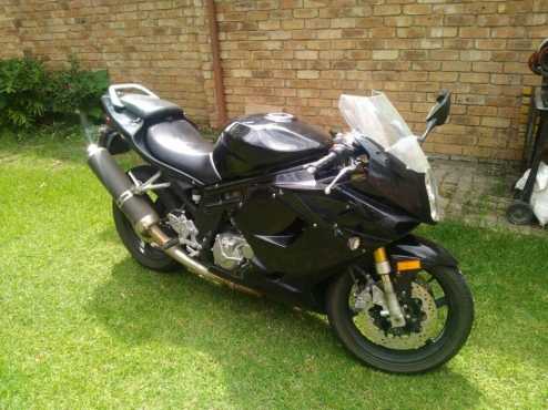 2008 GT650R, 8000km like new. To swop for any vehicle - WHY