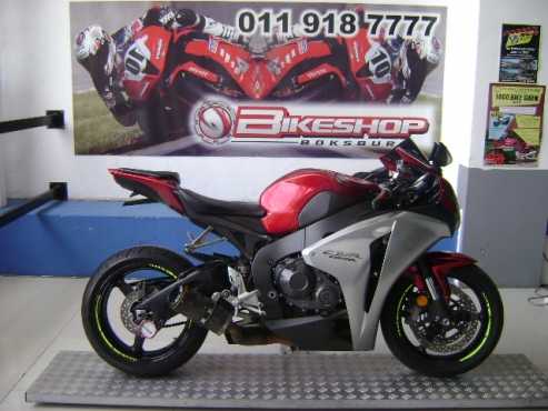 2008 Honda CBR1000 (finance available)