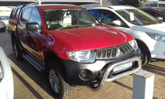 2008 Mitsubishi Triton 2.4 DC MT (Immaculate condition)