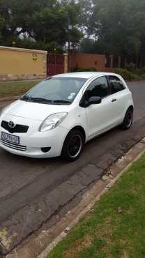 2008 model toyota yaris for sale , with new road worthy and new license disk