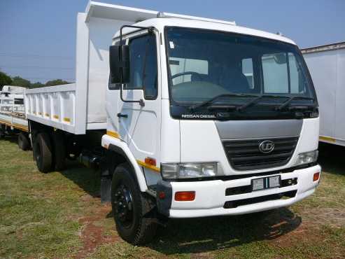 2008 NISSAN UD80 8m TIPPER