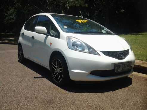 2009 Honda Jazz 1.4 i LX Full House Excellent Condition.