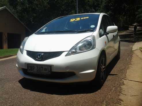 2009 Honda Jazz 1.4 i LX Full House Excellent Condition.