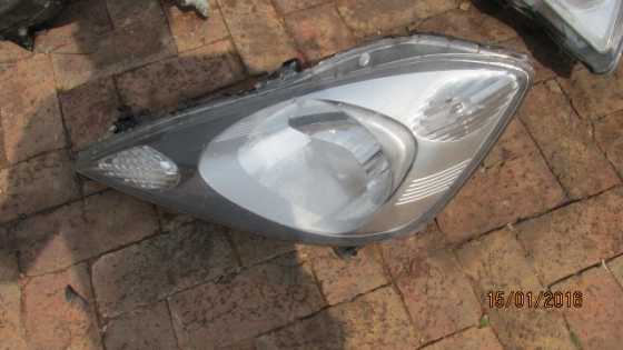 2009 Honda Jazz left headlight