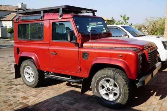 2009 Land Rover Defender 90 Stationwagon (Puma)