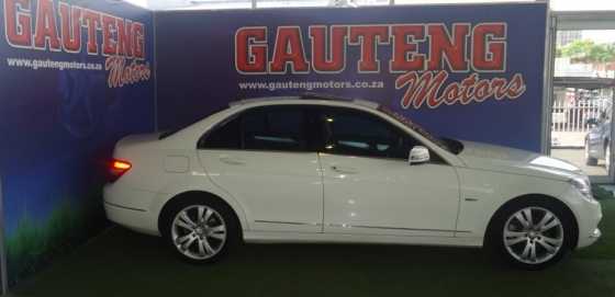 2009 Mercedes-Benz C-Class C180k Classic At R179900 neg