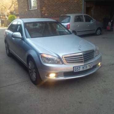 2009 Mercedes-Benz C200 Sedan