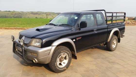 2009 MITSUBISHI CLUBCAB 2800 TDI PU SC