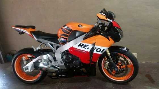 2009 repsol honda 1000