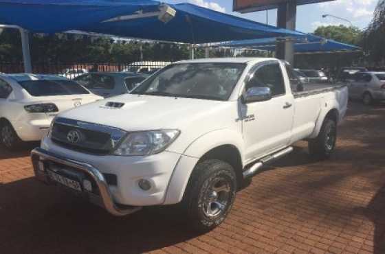 2009 Toyota Hilux 3.0 D-4D Raider 4x4 SC  R199900