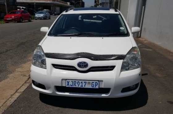 2009 toyota verso 1.8 tx white