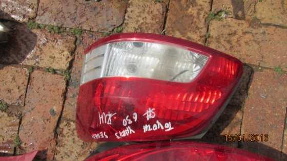 2009 Toyota Yaris sedan left taillight