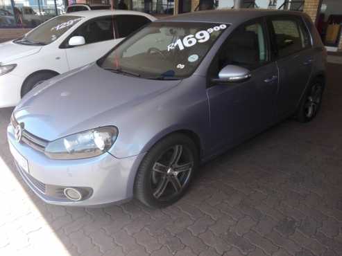 2009 VW Golf 2.0TDI Highline.