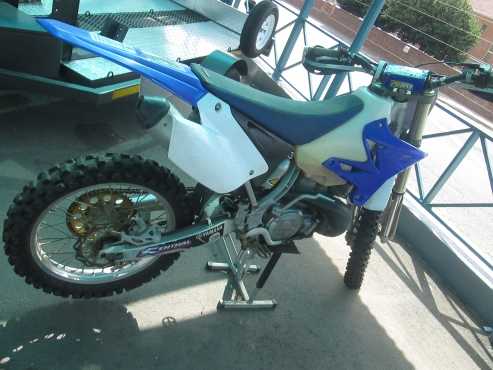 2009 Yamaha YZ-250R.  Finance options available.