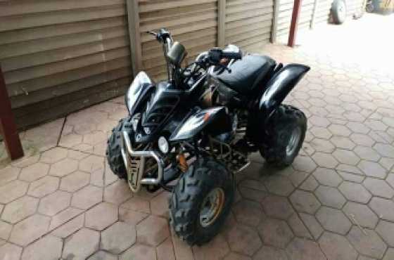 200cc 4wieler bike is 100