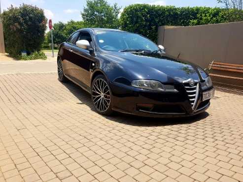 2010 Alfa Romeo GT 3.2 V6 Coupe Limited Edition