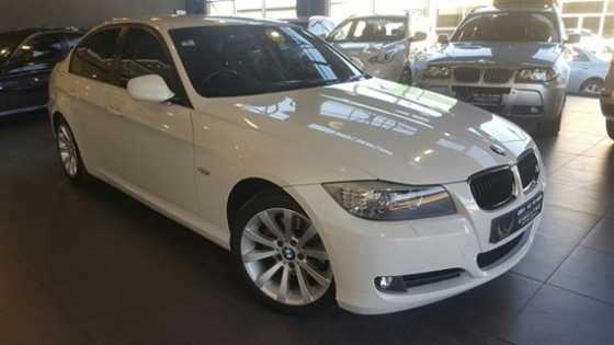 2010 BMW 320d E90 AT