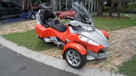 2010 CAN-AM SPYDER RT