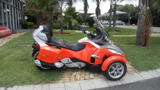 2010 CAN-AM SPYDER RT