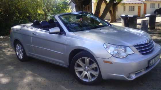 2010 chrysler sebring limited.