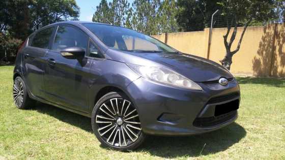 2010 Ford Fiesta 1.4 Ambiente R84990 neg