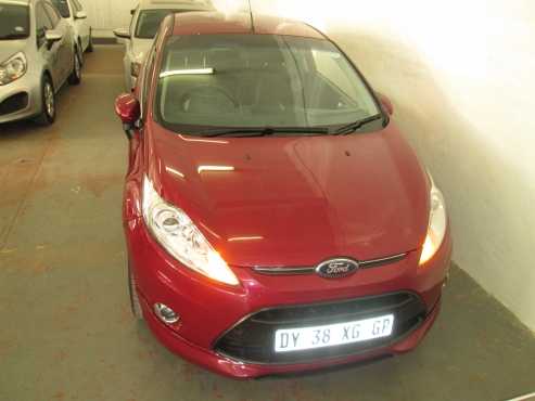 2010 ford fiesta 1.6 sport maroon