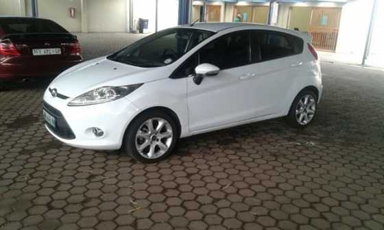 2010 Ford Fiesta 1.6 Titanium 5Dr