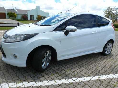 2010 Ford Fiesta 1.6 Titanium