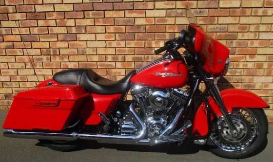 2010 HARLEY DAVIDSON STREET GLIDE