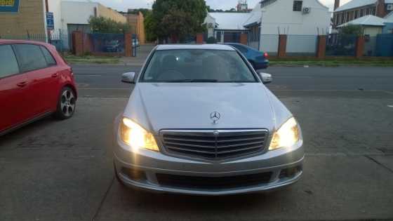 2010 Mercedez benz c180 cgi in excellent condition for R 145000.00