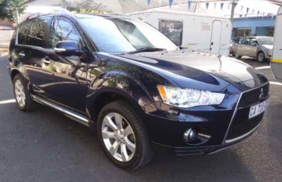 2010 Mitsubishi Outlander 2.4 GLS Auto, AWD, dark blue, sunroof, 103 100km, R179 950, Pta.