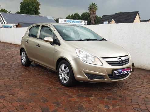 2010 opel corsa 1.4 essentia,very low kilos only 141000 kms