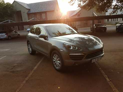 2010 PORSCHE CAYENNE DIESEL AUTO