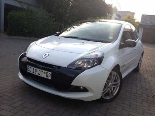 2010 Renault Clio RS Hatchback