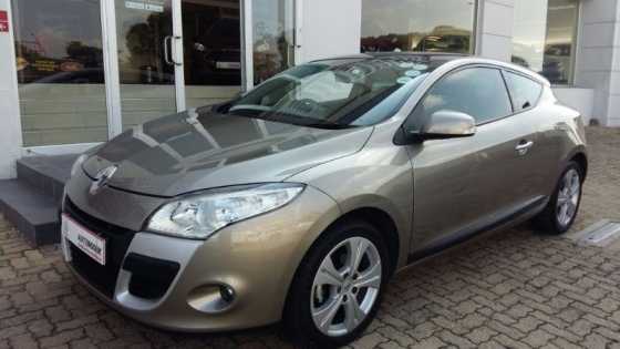 2010 Renault Megane III 1.6 Dynamique Coupe