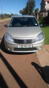 2010 Renault Sandero United 1,6 Hatchback