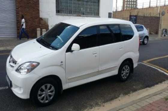 2010 toyota avanza 1.5 sx white