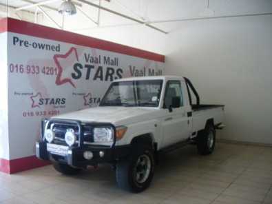 2010 Toyota land cruiser 4.0 pick up