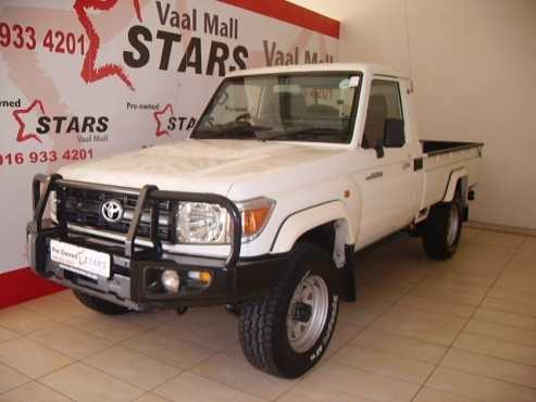 2010 Toyota land cruiser 4.0 pick up V6