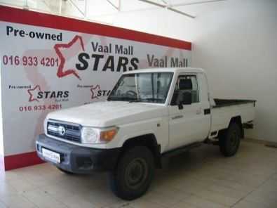 2010 TOYOTA LAND CRUISER 4.2D