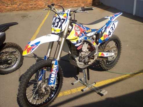 2010 Yamaha YZ-450F, Fuel Injected